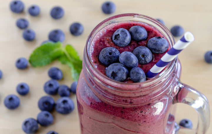 Receita de Smoothie de Blueberry Proteico 🥹