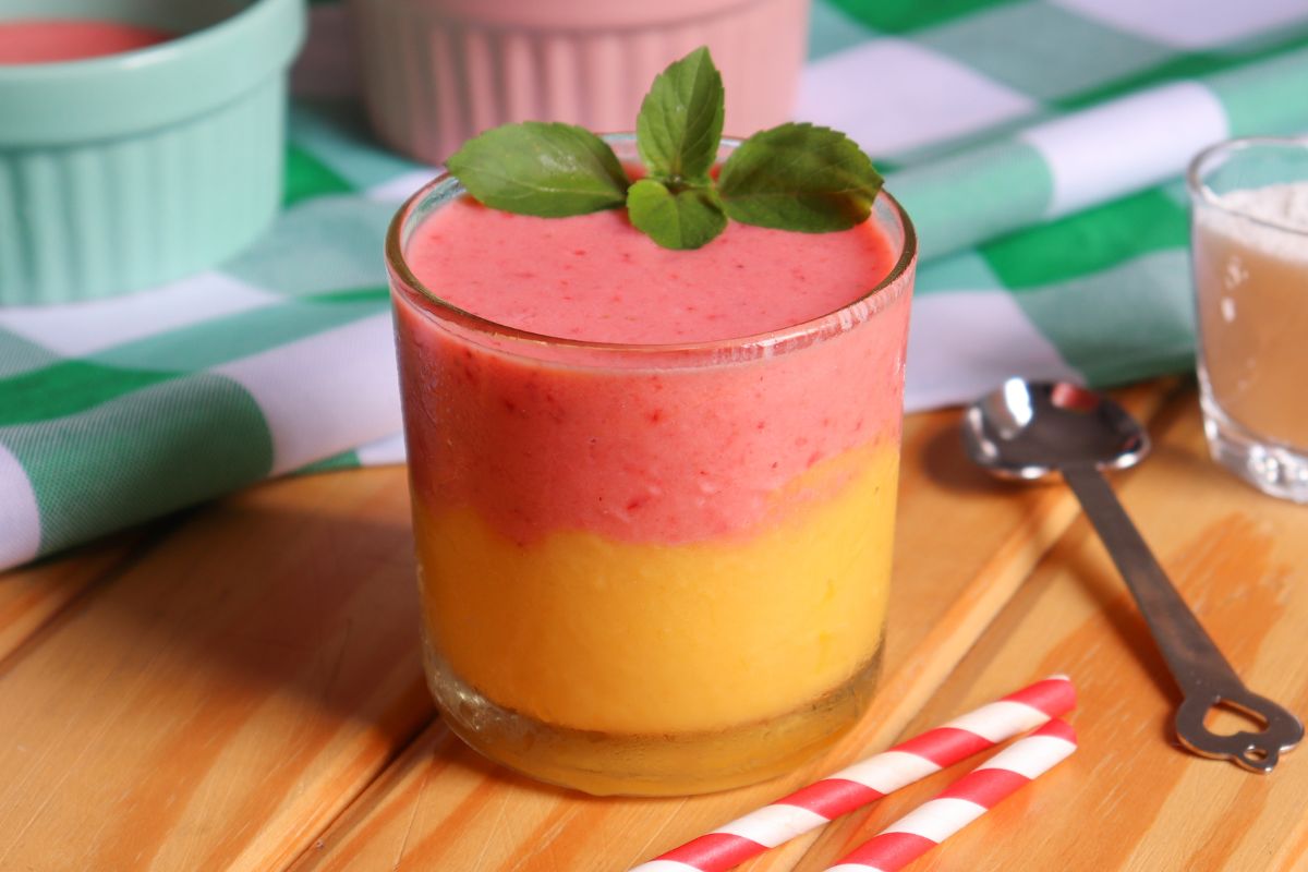 RECEITA ALTAMENTE PROTEICA: Smoothie High Protein Morango-Manga 🤩